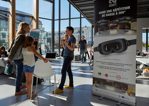 Festival des Sciences – Saint Malo – Danse à 360° – Une jolie idée – Agence de réalité virtuelle – Production de photo sphérique et de vidéo 360° Festival des Sciences - Saint Malo - Danse à 360° - Une jolie idée - Agence de réalité virtuelle - Production de photo sphérique et de vidéo 360°